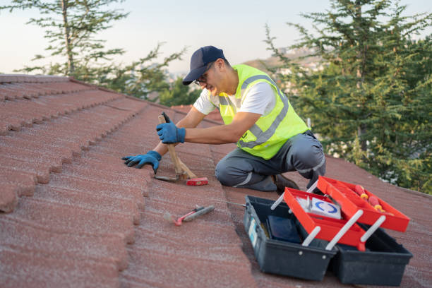 Best Residential Roofing Contractor  in Como, WI