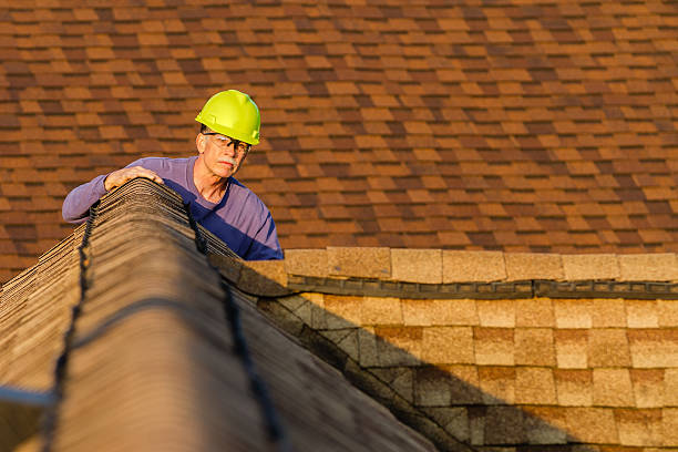 Best Emergency Roof Repair  in Como, WI
