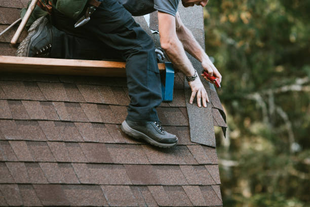 Best Tile Roofing Contractor  in Como, WI